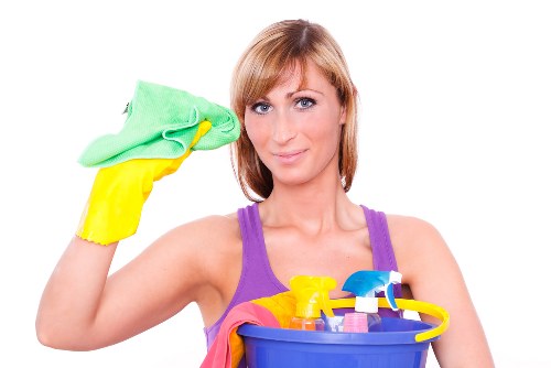 Professional oven cleaning service in a TW7 home kitchen